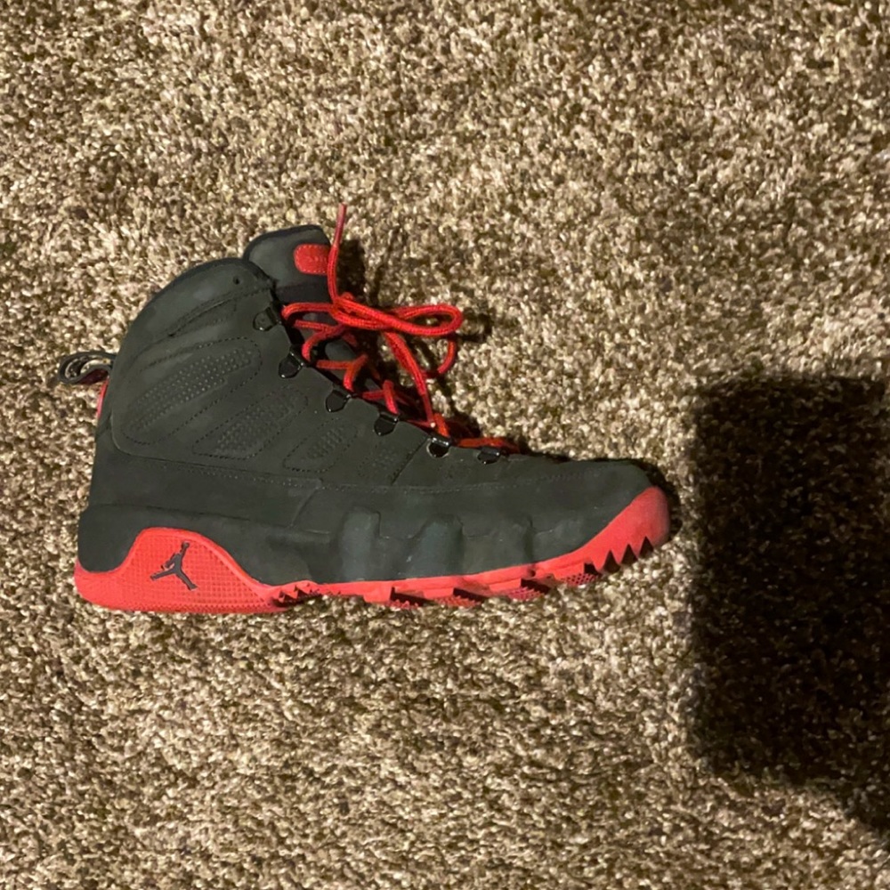 Jordan 9 Oklahoma sooner PE promo sample size 9.5